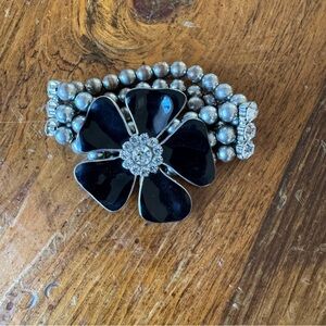 Black Enamel Like Flower Rhinestone Bracelet